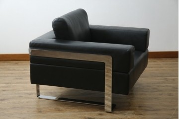 中古　オーストリア製　ヴィットマン(WITTMANN)　本革(レザー)　高級感漂う佇まいが魅力の1人掛けソファ(一人掛け、1P、アームソファ、ラウンジソファ)(R-066414)