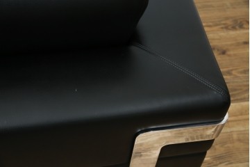 中古　オーストリア製　ヴィットマン(WITTMANN)　本革(レザー)　高級感漂う佇まいが魅力の1人掛けソファ(一人掛け、1P、アームソファ、ラウンジソファ)(R-066415)