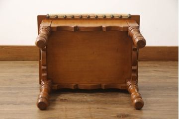 中古　横浜ダニエル(daniel)　温かみのある色合いと上品な佇まいが魅力のドレッサーとスツールのセット(鏡台、ミラー、化粧台)(R-066420)