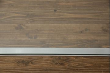 中古　ドイツ製　WALTER KNOLL(ウォルター・ノル)　ノーマン・フォスター(Norman Foster)　FOSTER 500　洗練されたモダンデザインが魅力のセンターテーブル(ガラステーブル、カクテルテーブル、リビングテーブル、カフェテーブル、ローテーブル)(定価約56万円)(R-066421)