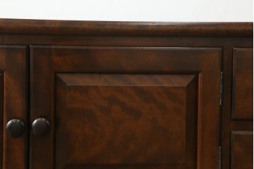 中古　美品!!　松本民芸家具　和・洋どちらのお部屋にも取り入れやすいテレビ台(ローボード、テレビボード、サイドボード、サイドキャビネット、収納棚、戸棚、引き出し、リビングボード)(定価約40万円)(R-066428)