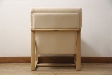 中古　美品　カリモク家具(karimoku)　オーク材　ピュアオーク色　LDチェアー　CS6210　特注ラムースT-5451　肘付食堂椅子　ナチュラルな空間を演出するリビングダイニングソファ(アームソファ、1人掛け、一人掛け、イス)(1脚定価約12万円)(R-066450)