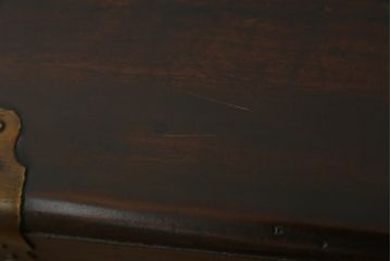 アメリカアンティーク　くすのき(楠)材　レトロな空間を演出する船トランク(舟トランク、ブランケットボックス、トランクテーブル、センターテーブル、ローテーブル、ディスプレイ雑貨)(R-066457)