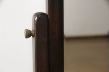 中古　松本民芸家具　シンプルながら品の良い佇まいが魅力のD型姿見(スタンドミラー、鏡)(定価約14万8千円)(R-066459)
