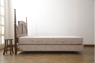 中古　DREXEL HERITAGE(ドレクセルヘリテイジ)　FRANCESCA(フランチェスカ)シリーズ　気品溢れる佇まいが魅力的なダブルベッド(ヘッドボード)(R-066460)