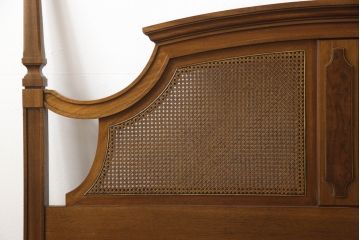 中古　DREXEL HERITAGE(ドレクセルヘリテイジ)　FRANCESCA(フランチェスカ)シリーズ　気品溢れる佇まいが魅力的なダブルベッド(ヘッドボード)(R-066460)