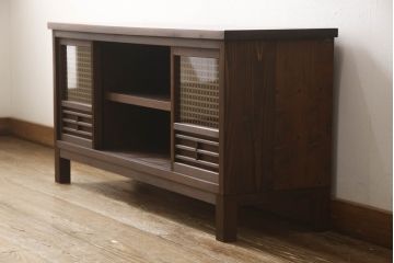 ラフジュ工房オリジナル　古建具リメイク　和モダンの空間づくりにおすすめのテレビ台(リビングボード、ローボード、テレビボード、収納棚、戸棚)(R-066467)