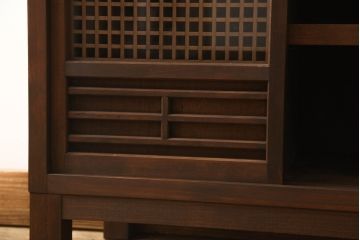 ラフジュ工房オリジナル　古建具リメイク　和モダンの空間づくりにおすすめのテレビ台(リビングボード、ローボード、テレビボード、収納棚、戸棚)(R-066467)
