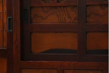 中古　タモ材　黒柿材　和の趣溢れる佇まいが魅力の水屋箪笥サイドボード(テレビ台、テレビボード、収納棚、戸棚、サイドキャビネット、引き出し、食器棚)(R-066470)