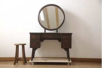 中古　美品　松本民芸家具　丸型一面鏡　西洋アンティークのようなデザインが魅力的なドレッサー(鏡台、ミラー、化粧台)(定価約43万円)(R-066473)