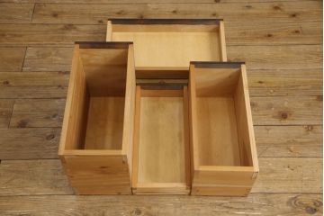 中古　美品　松本民芸家具　丸型一面鏡　西洋アンティークのようなデザインが魅力的なドレッサー(鏡台、ミラー、化粧台)(定価約43万円)(R-066473)