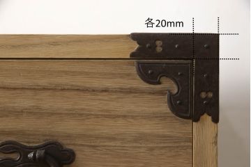 和製アンティーク　上手物!!　総桐材　上品なデザインの金具がアクセントの庄内箪笥ローボード(総桐箪笥、総桐たんす、収納タンス、時代箪笥、引き出し、テレビ台、テレビボード、ローチェスト)(R-066475)