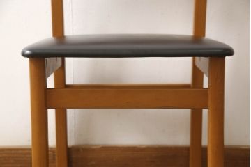 イギリスビンテージ　メレデュー(meredew)　北欧テイストにおすすめ!!モダンなデザインがお洒落なダイニングチェア(椅子、イス、ヴィンテージ、英国)(R-066478)
