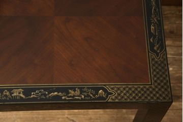 中古　レア品　DREXEL HERITAGE(ドレクセルヘリテイジ)　Et Cetera(エトセトラ)シリーズ　シノワズリ様式　マホガニー材　上品で優雅な佇まいが魅力のローテーブル(センターテーブル、サイドテーブル、飾り台)(R-066480)