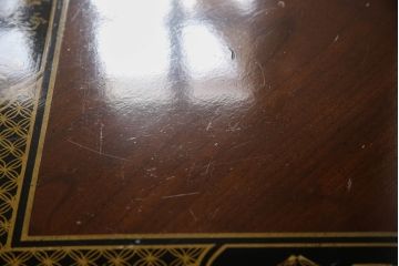 中古　レア品　DREXEL HERITAGE(ドレクセルヘリテイジ)　Et Cetera(エトセトラ)シリーズ　シノワズリ様式　マホガニー材　上品で優雅な佇まいが魅力のローテーブル(センターテーブル、サイドテーブル、飾り台)(R-066480)