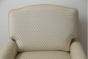 中古　超美品!!　DREXEL HERITAGE(ドレクセルヘリテイジ)　Upholstery(アップホルスタリー)　張り替え済み　クラシカルな佇まいの1Pソファ(アームチェア、一人掛け、1人掛け、ラウンジチェア)(定価約45万円)(R-066488)