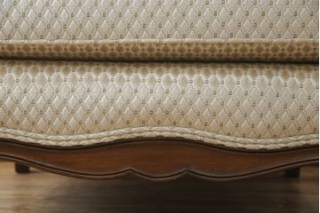 中古　超美品!!　DREXEL HERITAGE(ドレクセルヘリテイジ)　Upholstery(アップホルスタリー)　張り替え済み　クラシカルな佇まいの1Pソファ(アームチェア、一人掛け、1人掛け、ラウンジチェア)(定価約45万円)(R-066488)