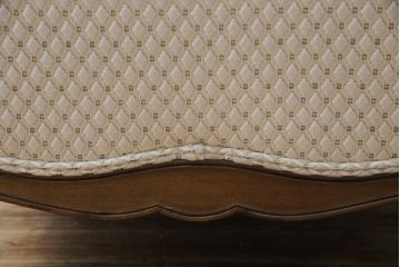 中古　超美品!!　DREXEL HERITAGE(ドレクセルヘリテイジ)　Upholstery(アップホルスタリー)　張り替え済み　クラシカルな佇まいの1Pソファ(アームチェア、一人掛け、1人掛け、ラウンジチェア)(定価約45万円)(R-066488)