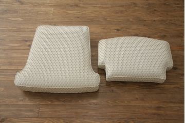 中古　超美品!!　DREXEL HERITAGE(ドレクセルヘリテイジ)　Upholstery(アップホルスタリー)　張り替え済み　クラシカルな佇まいの1Pソファ(アームチェア、一人掛け、1人掛け、ラウンジチェア)(定価約45万円)(R-066488)