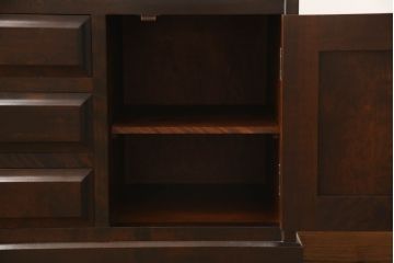中古　北海道民芸家具　上質な作りが魅力のライティングビューロー(簿記机、在宅用、在宅ワーク用、ワークデスク、引き出し、収納棚、戸棚)(定価約34万円)(R-066494)