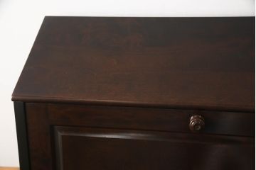 中古　北海道民芸家具　上質な作りが魅力のライティングビューロー(簿記机、在宅用、在宅ワーク用、ワークデスク、引き出し、収納棚、戸棚)(定価約34万円)(R-066494)