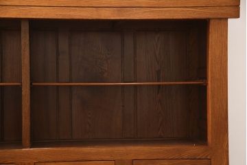 中古　楡(ニレ)材　総無垢材　美しい木目と品のある佇まいが魅力の水屋箪笥サイドボード(引き出し、収納棚、戸棚、食器棚)(R-066507)