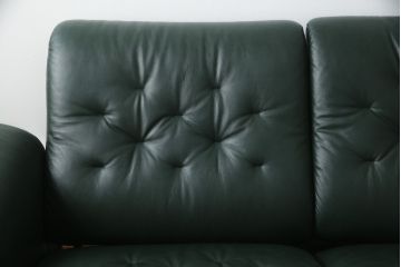 中古　ノルウェー製　ほぼ未使用の極美品!!　EKORNES(エコーネス)　ストレスレス(Stressless)　メトロポリタン　大人の贅沢なくつろぎ空間を演出する三人掛けソファ(アームソファ、3人掛け、3P、トリプルソファ、ロッキング機能、北欧)(定価約55万円)(R-066508)