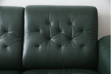 中古　ノルウェー製　ほぼ未使用の極美品!!　EKORNES(エコーネス)　ストレスレス(Stressless)　メトロポリタン　大人の贅沢なくつろぎ空間を演出する三人掛けソファ(アームソファ、3人掛け、3P、トリプルソファ、ロッキング機能、北欧)(定価約55万円)(R-066508)