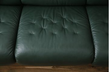 中古　ノルウェー製　ほぼ未使用の極美品!!　EKORNES(エコーネス)　ストレスレス(Stressless)　メトロポリタン　大人の贅沢なくつろぎ空間を演出する三人掛けソファ(アームソファ、3人掛け、3P、トリプルソファ、ロッキング機能、北欧)(定価約55万円)(R-066508)