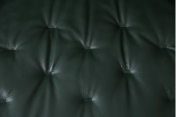 中古　ノルウェー製　ほぼ未使用の極美品!!　EKORNES(エコーネス)　ストレスレス(Stressless)　メトロポリタン　大人の贅沢なくつろぎ空間を演出する三人掛けソファ(アームソファ、3人掛け、3P、トリプルソファ、ロッキング機能、北欧)(定価約55万円)(R-066508)