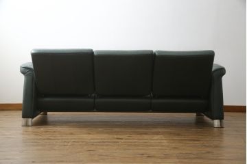 中古　ノルウェー製　ほぼ未使用の極美品!!　EKORNES(エコーネス)　ストレスレス(Stressless)　メトロポリタン　大人の贅沢なくつろぎ空間を演出する三人掛けソファ(アームソファ、3人掛け、3P、トリプルソファ、ロッキング機能、北欧)(定価約55万円)(R-066508)