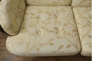 イギリスビンテージ　希少モデル!!　ERCOL(アーコール)　ジュビリー(Jubilee)シリーズ　洗練された佇まいが上品な印象の3人掛けソファ(三人掛けソファ、3P、トリプルソファ、アームソファ、ヴィンテージ、英国、北欧)(R-066512)