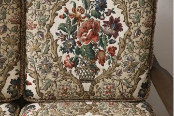 イギリスビンテージ　ERCOL(アーコール)　Old Colonial(オールドコロニアル)シリーズ　クラシカルなファブリックが格調高い雰囲気を醸し出す3人掛けソファ(三人掛けソファ、3P、トリプルソファ、アームソファ、英国、北欧、ヴィンテージ)(R-066513)