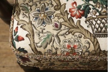 イギリスビンテージ　ERCOL(アーコール)　Old Colonial(オールドコロニアル)シリーズ　クラシカルなファブリックが格調高い雰囲気を醸し出す3人掛けソファ(三人掛けソファ、3P、トリプルソファ、アームソファ、英国、北欧、ヴィンテージ)(R-066513)