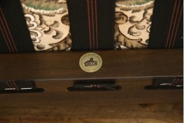 イギリスビンテージ　ERCOL(アーコール)　Old Colonial(オールドコロニアル)シリーズ　クラシカルなファブリックが格調高い雰囲気を醸し出す3人掛けソファ(三人掛けソファ、3P、トリプルソファ、アームソファ、英国、北欧、ヴィンテージ)(R-066513)