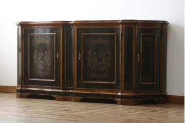 中古　希少!!　DREXEL HERITAGE(ドレクセルヘリテイジ)　シノワズリ様式　優美で華やかな装飾が見事なサイドボード(収納棚、戸棚、サイドキャビネット、コンソールキャビネット、カウンター、中国美術)(R-066514)