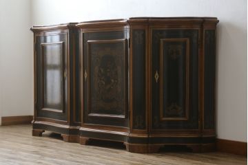 中古　希少!!　DREXEL HERITAGE(ドレクセルヘリテイジ)　シノワズリ様式　優美で華やかな装飾が見事なサイドボード(収納棚、戸棚、サイドキャビネット、コンソールキャビネット、カウンター、中国美術)(R-066514)