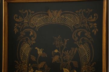 中古　希少!!　DREXEL HERITAGE(ドレクセルヘリテイジ)　シノワズリ様式　優美で華やかな装飾が見事なサイドボード(収納棚、戸棚、サイドキャビネット、コンソールキャビネット、カウンター、中国美術)(R-066514)