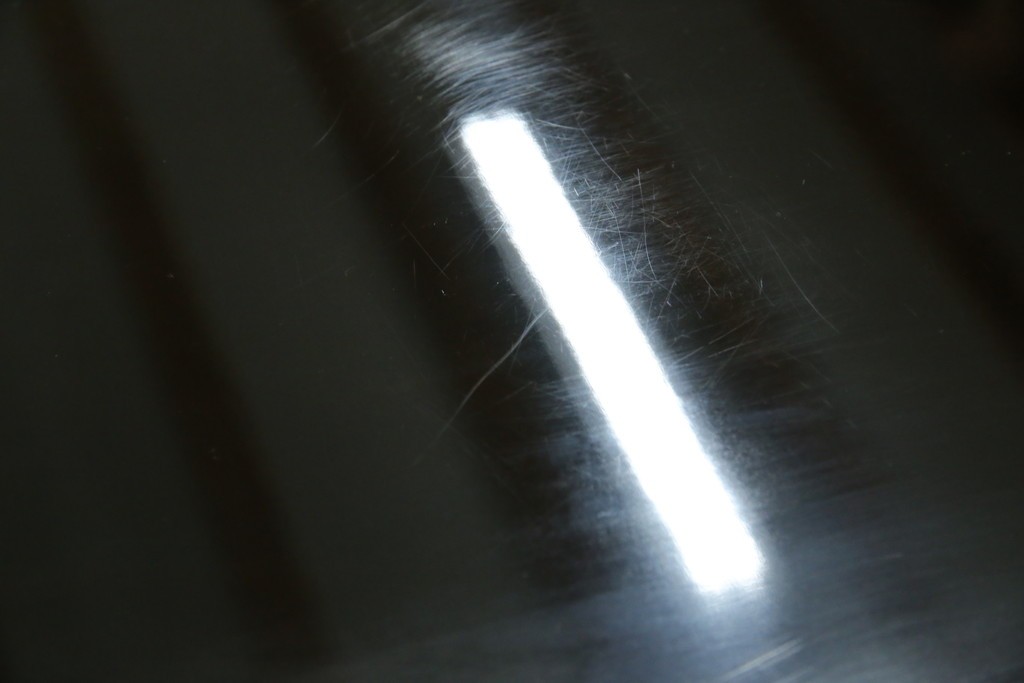 中古　美品!!　輪島塗り　繊細なタッチで描かれた花の意匠が雅な雰囲気を醸し出す茶棚　(R-066527)