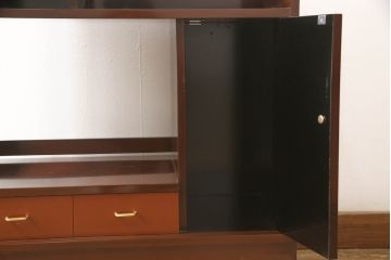 中古　展示未使用品　超美品!!　上原大佳　蒔絵師　漆塗り　蝶々の図柄が優雅な印象の茶棚(サイドボード、飾り棚、収納棚、戸棚、違い棚、手許箪笥)(定価約93万円)(R-066528)