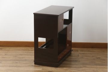 中古　展示未使用品　超美品!!　上原大佳　蒔絵師　漆塗り　蝶々の図柄が優雅な印象の茶棚(サイドボード、飾り棚、収納棚、戸棚、違い棚、手許箪笥)(定価約93万円)(R-066529)