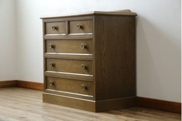 和製ビンテージ　神戸洋家具　オーク材　上品な佇まいが魅力の小振りなチェスト(洋服タンス、引き出し、サイドチェスト、ヴィンテージ)(R-066530)