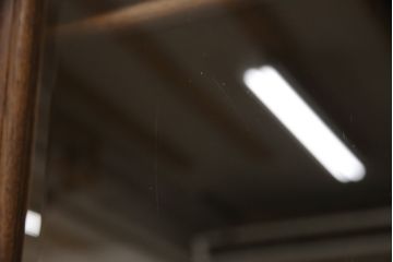 中古　美品!!　インテリアえぞ(EZO)製　えぞ民芸　ナラ材　上手物!!凝ったつくりの扉が魅力的なカップボード(食器棚、収納棚、戸棚、キャビネット、飾り棚)(R-066533)