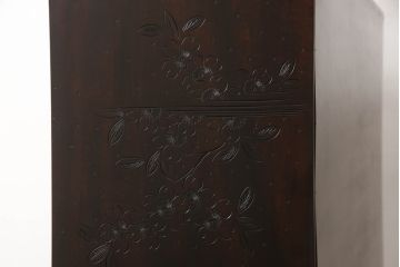 中古　美品!!　軽井沢彫り　和モダンスタイルの空間づくりにぴったりなサイドボード(収納棚、戸棚、飾り棚、サイドキャビネット)(R-066534)