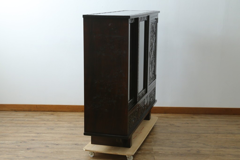 中古　美品!!　軽井沢彫り　和モダンスタイルの空間づくりにぴったりなサイドボード　(R-066534)