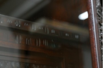 中古　美品!!　軽井沢彫り　和モダンスタイルの空間づくりにぴったりなサイドボード　(R-066534)