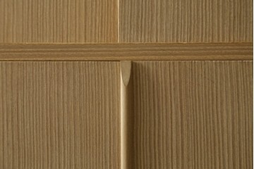 和製ヴィンテージ　美品　木匠・多々納邦男作　総桐箪笥(胴丸)　上質な和の空間を演出する着物箪笥　(R-066536)