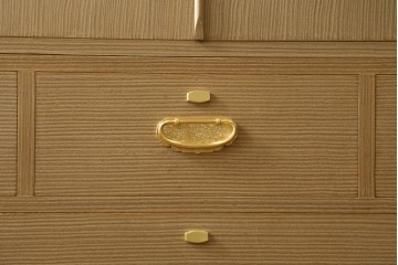 和製ヴィンテージ　美品　木匠・多々納邦男作　総桐箪笥(胴丸)　上質な和の空間を演出する着物箪笥　(R-066536)