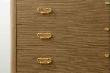 和製ヴィンテージ　美品　木匠・多々納邦男作　総桐箪笥(胴丸)　上質な和の空間を演出する着物箪笥　(R-066536)