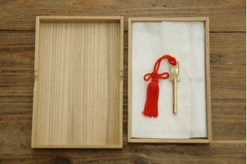 和製ヴィンテージ　美品　木匠・多々納邦男作　総桐箪笥(胴丸)　上質な和の空間を演出する着物箪笥　(R-066536)